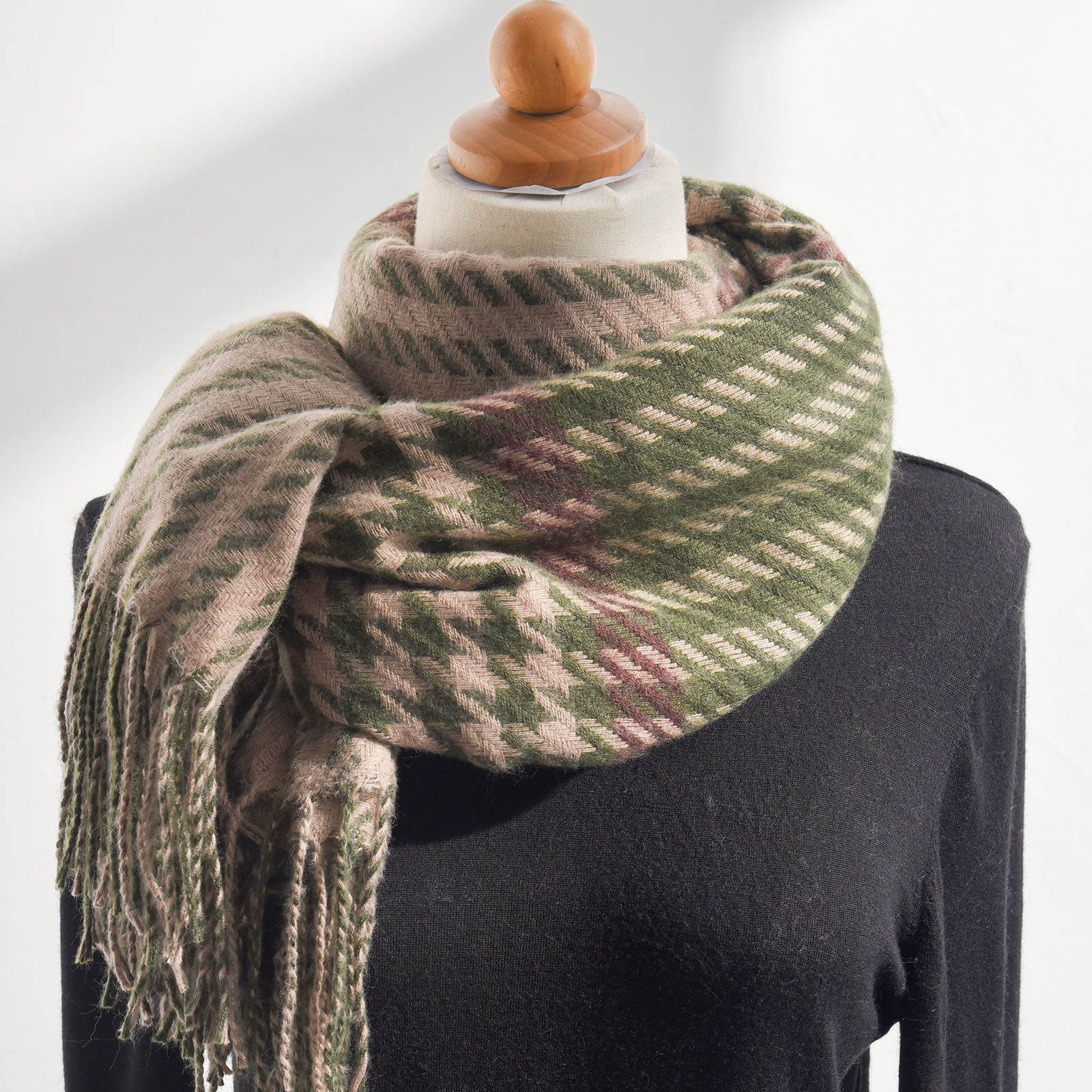 Tdoqot Winter Scarf for Women- Elegant Cold Weather Wear Thick Warm Plaid Green